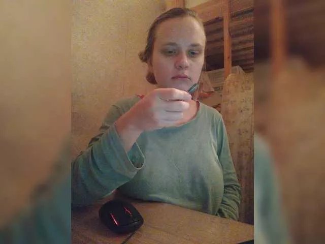 esterjohns on BongaCams 